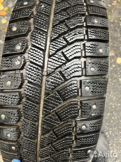 Viatti Brina Nordico V-522 205/65 R15 94T