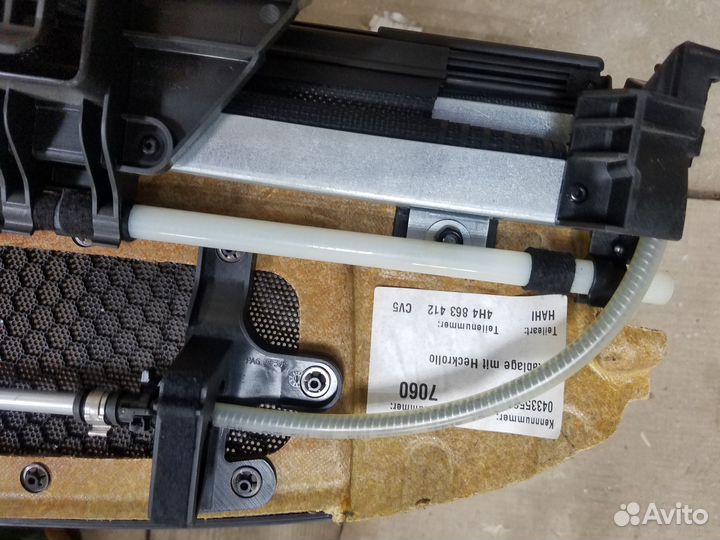 Шторка солнцезащитная задняя Audi A8 4H4863412