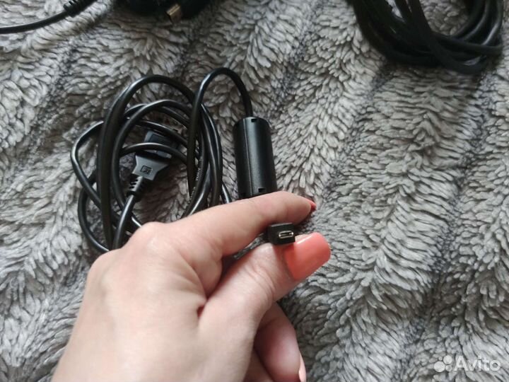 Зарядка для телефона, кабель
