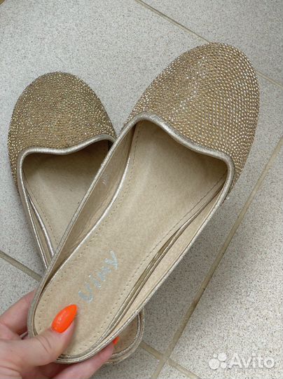 Шлепки тапочки со стразами