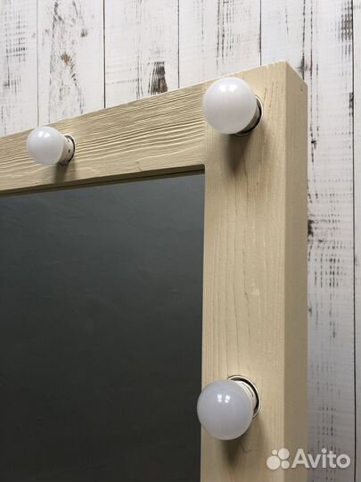 Зеркало с подсветкой