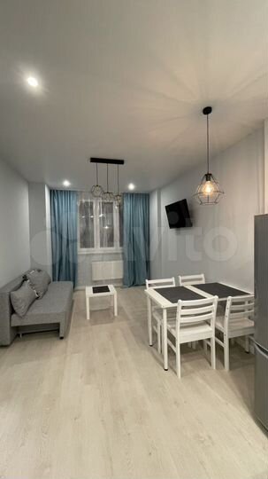 2-к. квартира, 40 м², 15/22 эт.