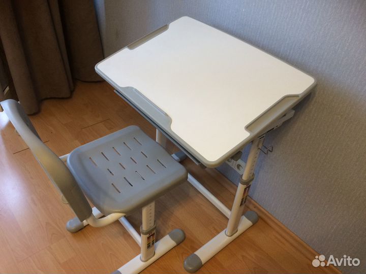 Парта растущая со стулом