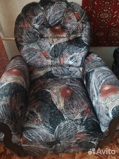 Диван и 2 кресла