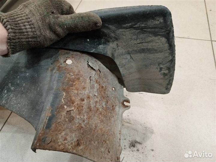 Крыло переднее правое Mitsubishi Pajero iO 1998-2