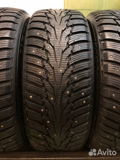 Nexen Winguard WinSpike WH62 215/55 R17
