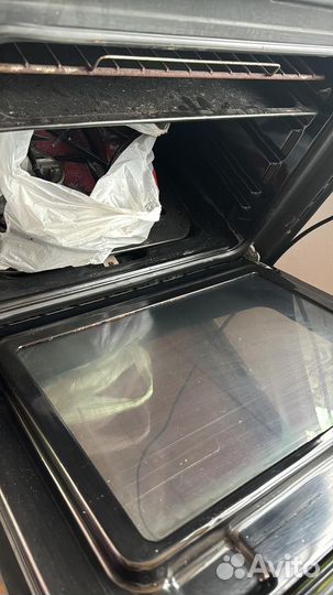 Газовый духовой шкаф и варочная поверхност ariston