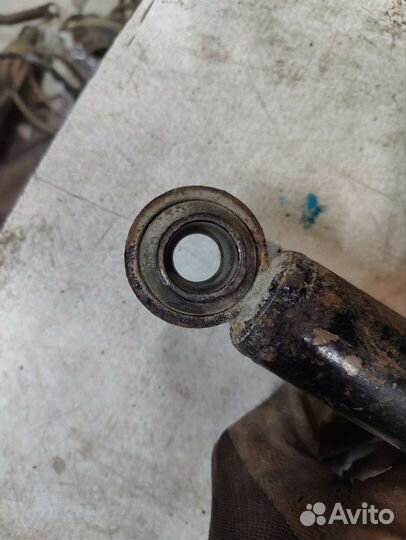 Амортизатор задний Hyundai sonata 4 EF