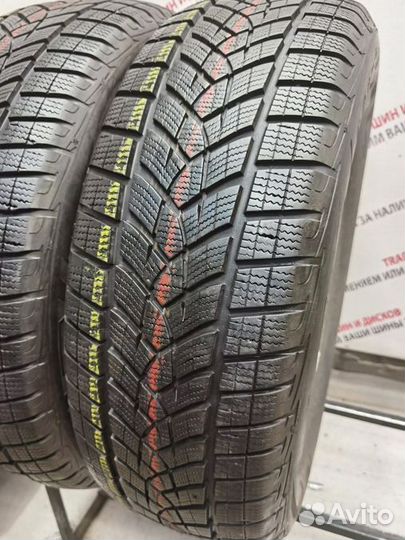 Goodyear UltraGrip Performance 235/60 R18 107H