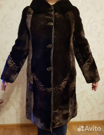 Шуба мутоновая с капюшоном 48 50