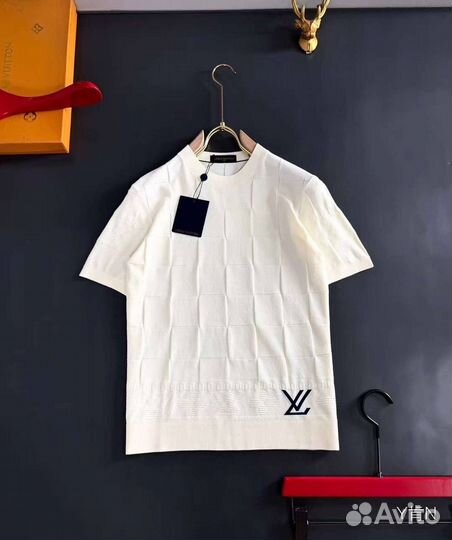 Футболка louis vuitton