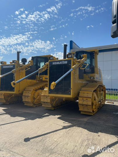 Komatsu D275A-5, 2023