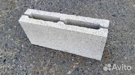 Керамзитобетонный блок перегородочный пустотелый