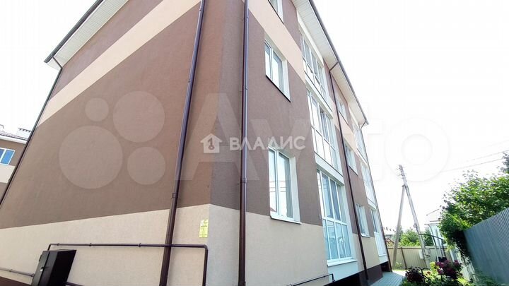 4-к. квартира, 110 м², 3/3 эт.