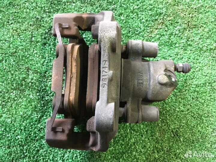 Суппорт задний левый Mercedes-Benz R-Class W251