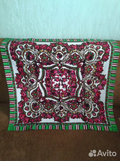 Новые с бирками платки(штапель) времен СССР