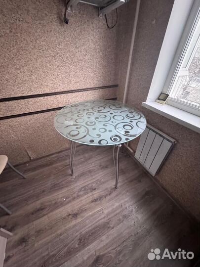 Стол круглый стеклянный