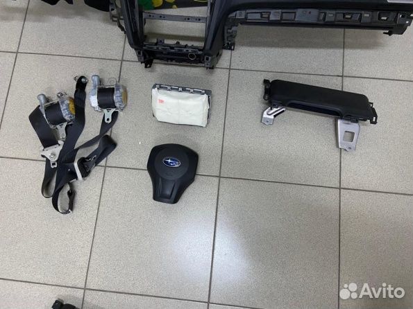 Торпеда / панель Subaru Forester SJ (2012-2018)