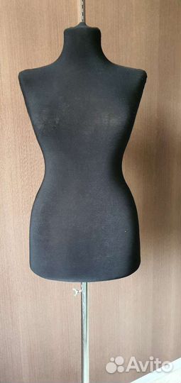 Манекен портновский женский б/у 42