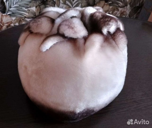 Шапка женская мутоновая