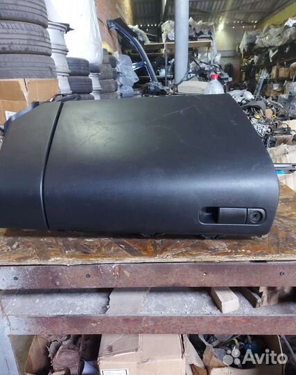 Бардачок mazda 3 bk