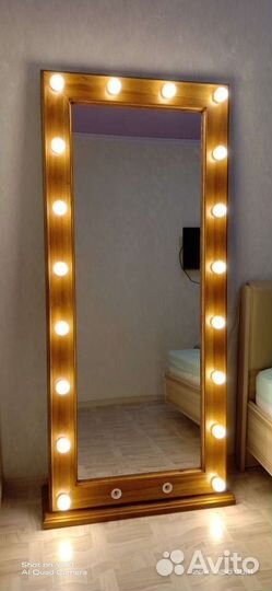 Зеркало напольное