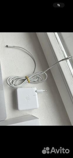 Apple MacBook Pro M1 8/256