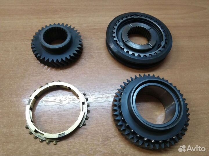 Шестерня пятой передачи Nissan Almera Primera