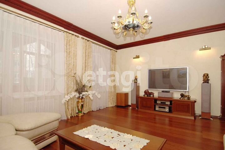 4-к. квартира, 149,5 м², 1/6 эт.