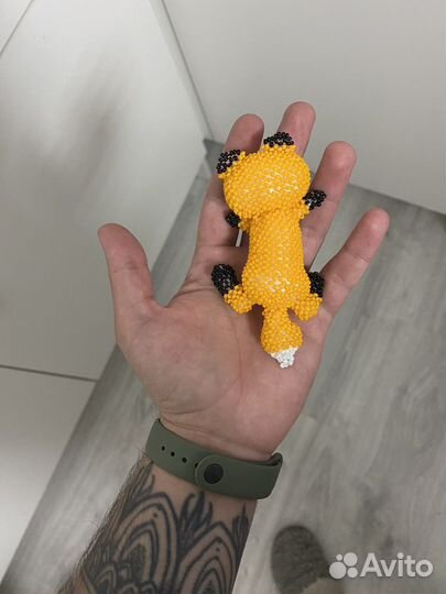 Фигурка лисы из бисера
