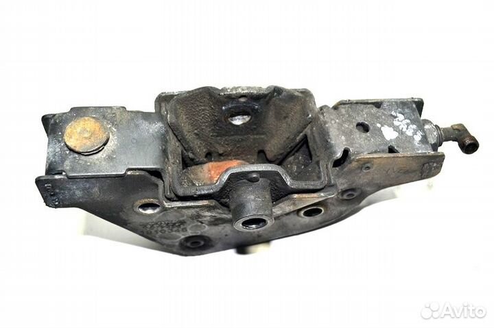 Замок кабины, левый scania G-series (01.04)