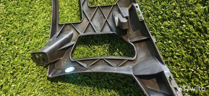 Кронштейн переднего бампера Ford Mondeo новый ориг