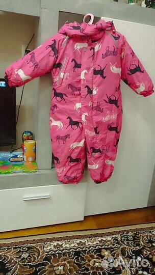 Зимний комбинезон для девочки