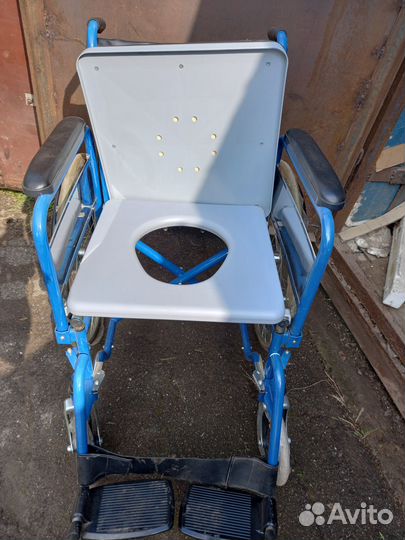 Инвалидная коляска