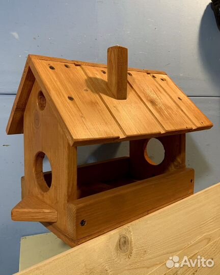 Кормушки / скворечники для пернатых