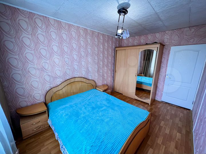 3-к. квартира, 91 м², 2/5 эт.