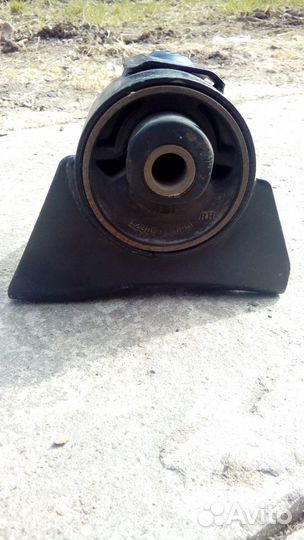 Подушка двс sprinter carib