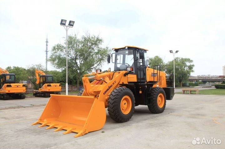 Фронтальный погрузчик Lonking CDM835, 2023