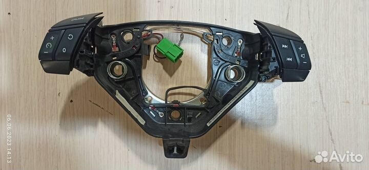 Блок кнопок на руль Volvo Xc90 (б/у)