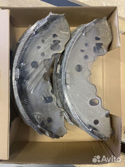 Колодки тормозные барабанные FN3426 / S0Y8-26-38Z