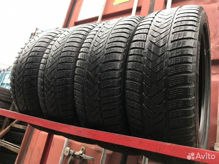 Pirelli Winter Sottozero 3 245/45 R19