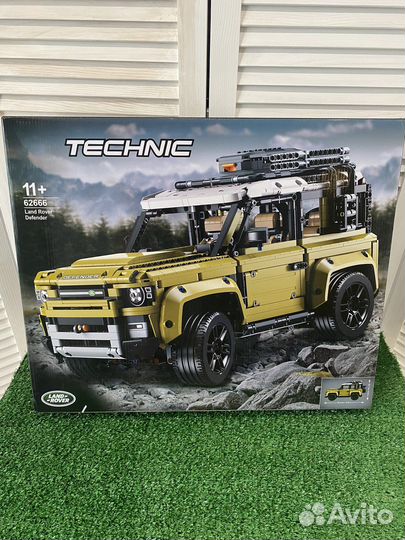 Lego technic Land Rover Defender42110/Аналог 62666