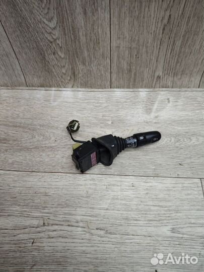 Переключатель стеклоочистителя Chevrolet Lacetti