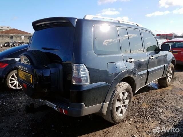 Разбор на запчасти Mitsubishi Pajero