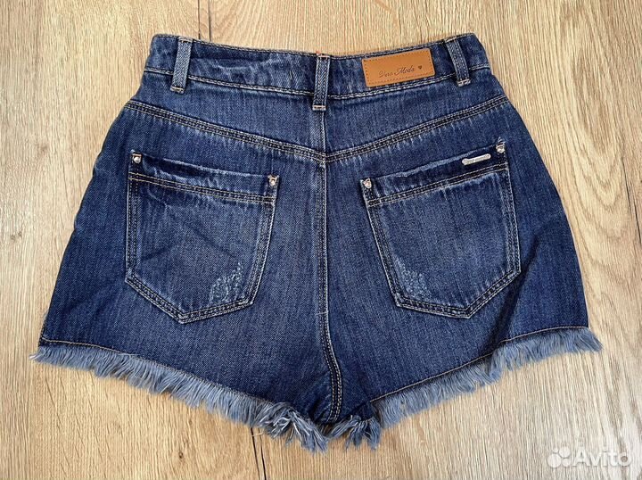 Шорты женские