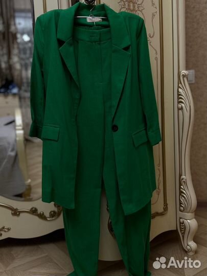 Костюм брючный