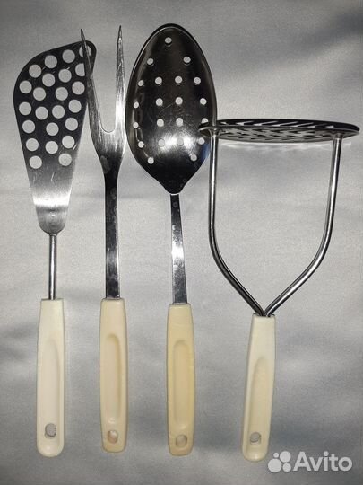 Соковыжималка (пресс), пепельница и кух.принадлежн