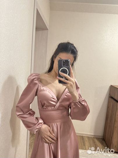 Вечернее платье