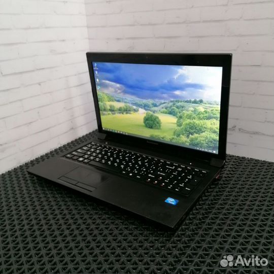 Ноутбук Lenovo с Intel/SSD (1196 C)