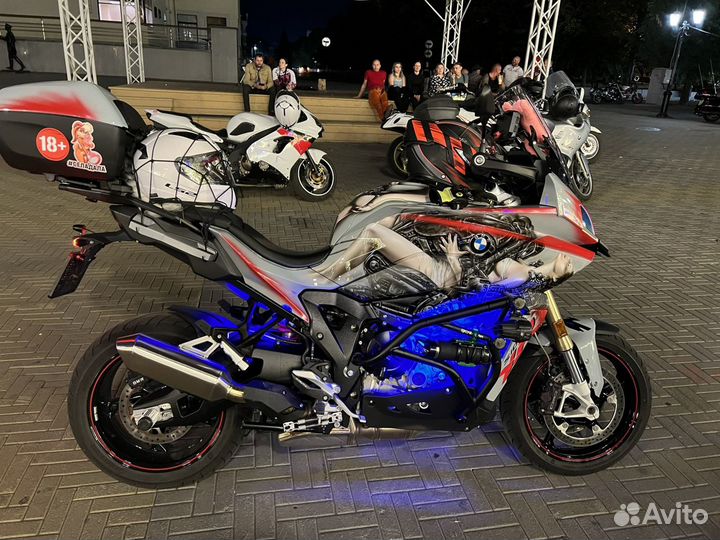 BMW S1000XR